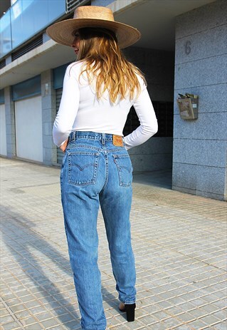 levis high waisted mom jeans