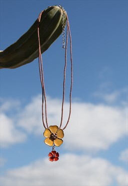 Deadstock 90s enamel flowers pendant cord necklace.