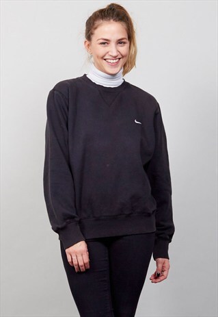 VINTAGE 90'S CLASSIC OVERSIZED BLACK NIKE SWEATER