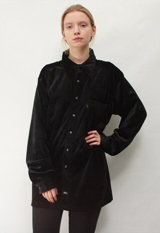 VINTAGE 90' BEAUTIFUL AMAZING UNISEX VELOUR BLACK SHIRT