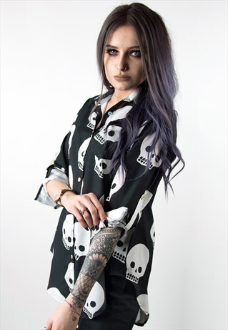 HEADS UP BLACK SKULL BLOUSE