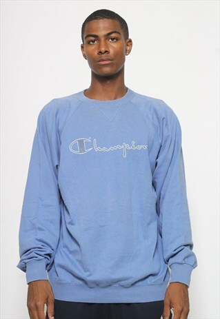 VINTAGE CHAMPION SWEATSHIRT
