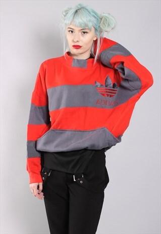 VINTAGE ADIDAS SWEATSHIRT