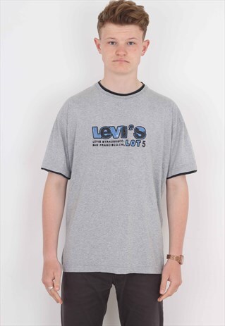 VINTAGE LEVIS T SHIRT