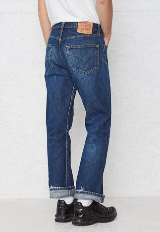 VINTAGE BLUE LEVI'S 501 FIT DENIM JEANS