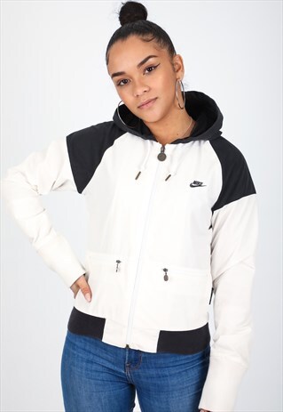 VINTAGE NIKE HOODIE J1213