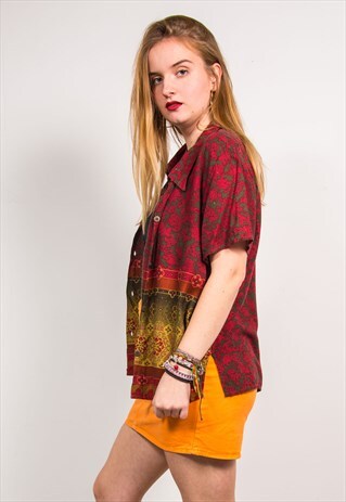 VINTAGE 90'S RED BATIK PATTERN SHORT SLEEVE SHIRT