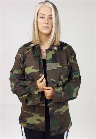 VINTAGE 90'S CAMO ARMY STYLE JACKET