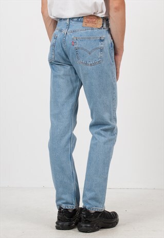 VINTAGE LIGHT BLUE LEVI'S 501 FIT DENIM JEANS