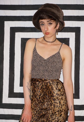 VINTAGE 90'S FLUFFY FAUX FUR BUCKET HAT