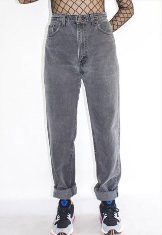 VINTAGE 90'S GREY HIGH WAIST LEVI'S MOM JEANS