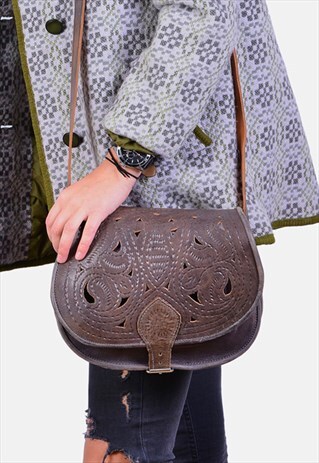 VINTAGE TOOLED LEATHER SADDLE BAG