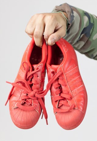 VINTAGE ADIDAS SUPERSTAR RED TRAINERS