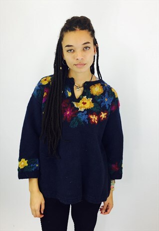 HAND KNITTED PATTERN JUMPER