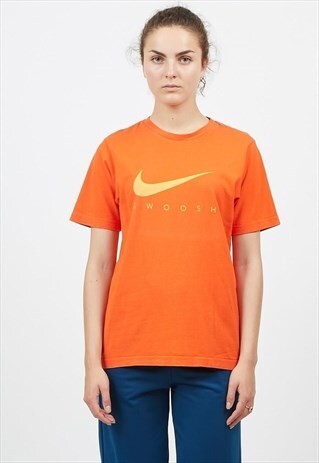 90S VINTAGE ORANGE NIKE LOGO CREW NECK T-SHIRT