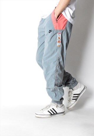 VINTAGE 90S GREY SHELL NIKE PANTS