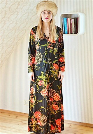 GORGEOUS VINTAGE MAXI DRESS