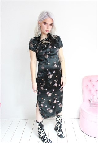 VINTAGE 90S /Y2K BLACK SATIN JAPANESE INSPIRED DRESS