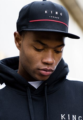 TENNYSON SNAPBACK CAP - BLACK