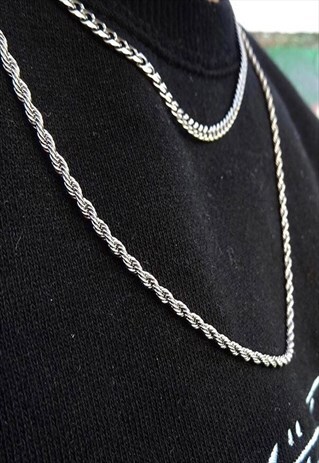THIN SILVER ROPE CHAIN NECKLACE