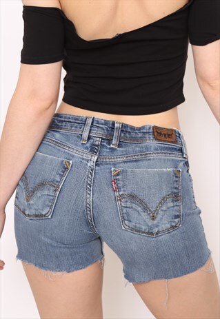 VINTAGE 90S LEVI'S FRAYED DENIM SHORTS