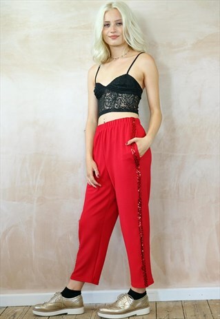 RED GLITTER TEXTURED CROP TROUSERS