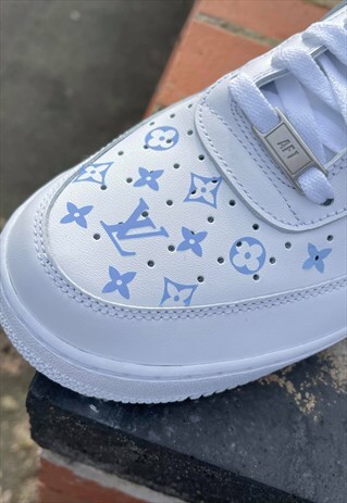 COLOUR CHANGING CUSTOM AIR FORCE 1-BLUE