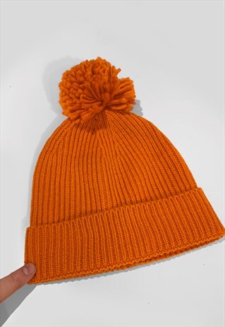 SKI BOBBLE KNITTED RIBBED BEANIE HAT - ORANGE