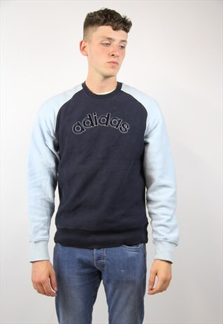 VINTAGE ADIDAS SWEATSHIRT