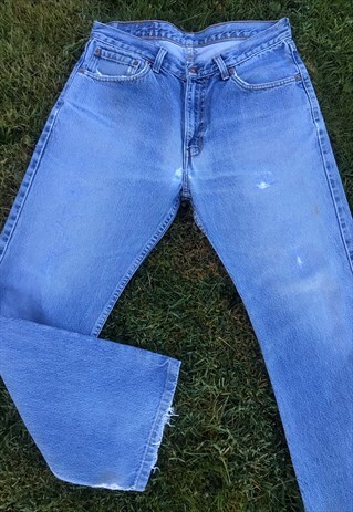 VINTAGE 90'S MID RISE STONEWASH LEVI JEANS