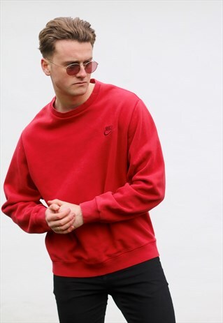 NIKE USA 90S MINIMALIST SWEATSHIRT