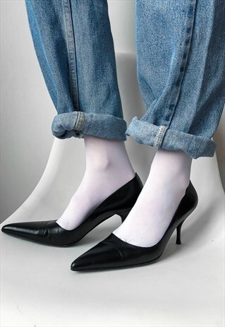 PRADA VINTAGE CLASSIC SHOES