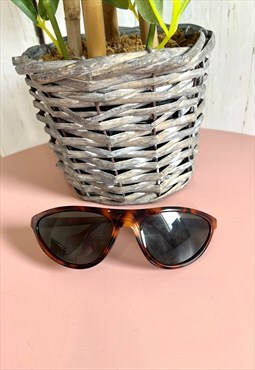 Vintage Brown Tortoiseshell Patterned 90's Sunglasses