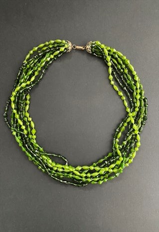 60'S VINTAGE LADIES NECKLACE GREEN PLASTIC MULTI CHAIN