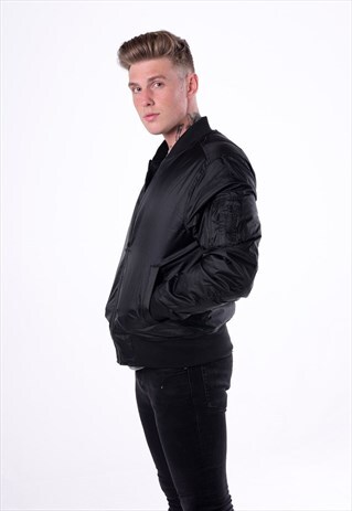 ESSENTIAL LIGHTWEIGHT BOMBER JACKET - BLACK