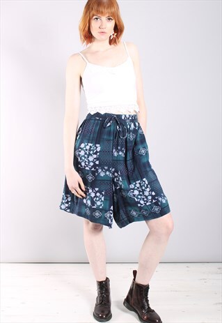 VINTAGE 90S PATCHWORK ABSTRACT PATTERNED CULOTTE SHORTS