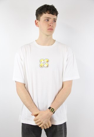 VINTAGE NIKE GRAPHIC WHITE T-SHIRT