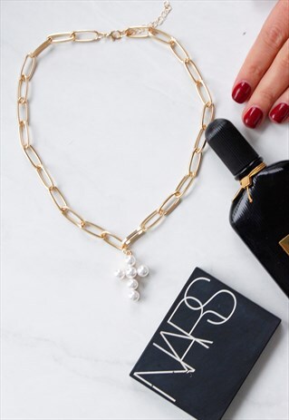 GOLD & FAUX PEARL CROSS CHOKER STATEMENT NECKLACE