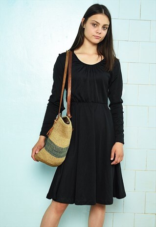 VINTAGE 70S MOD BOHO MINIMALIST A-LINE MINI DRESS BLACK