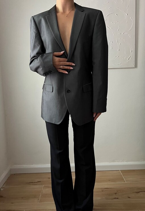 garment image