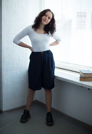 VINTAGE 80'S NAVY CLASSIC SHORTS