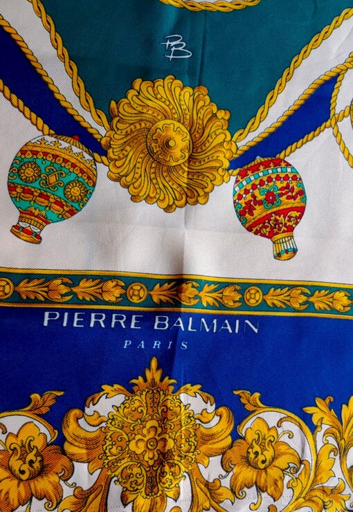 garment image