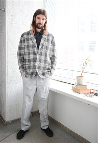 VINTAGE 80'S GREY/BLACK PLAID BLAZER