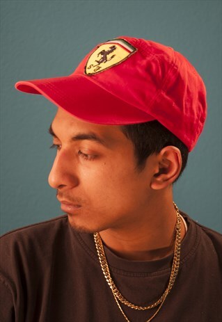 VINTAGE RED FERRARI SNAPBACK CAP HAT
