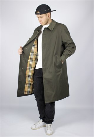 RARE VINTAGE MENS BURBERRYS COAT NOVA CHECK LINING