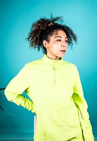 VINTAGE FLEECE JACKET IN NEON GREEN WITH A 1/4 ZIP