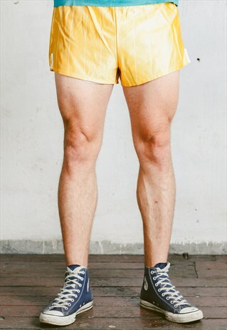 VINTAGE 90S BOLD SPRINTER SHORTS