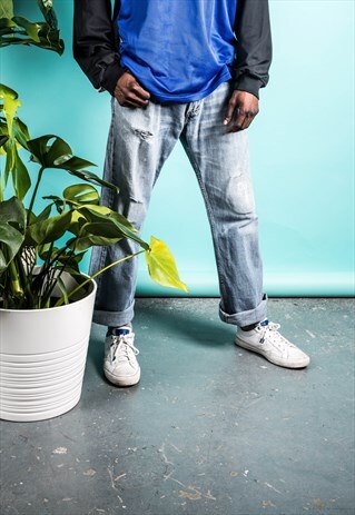VINTAGE LEVI'S 527 JEANS IN BLUE DENIM WITH RIPS
