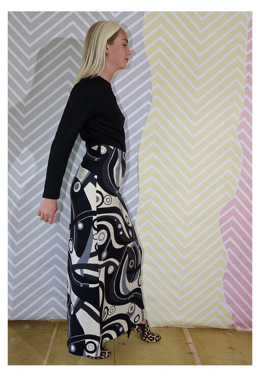 garment image