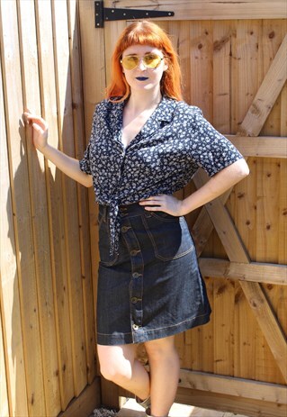 VINTAGE 90'S NAVY BLUE DENIM SKIRT WITH BROWN STITCHING